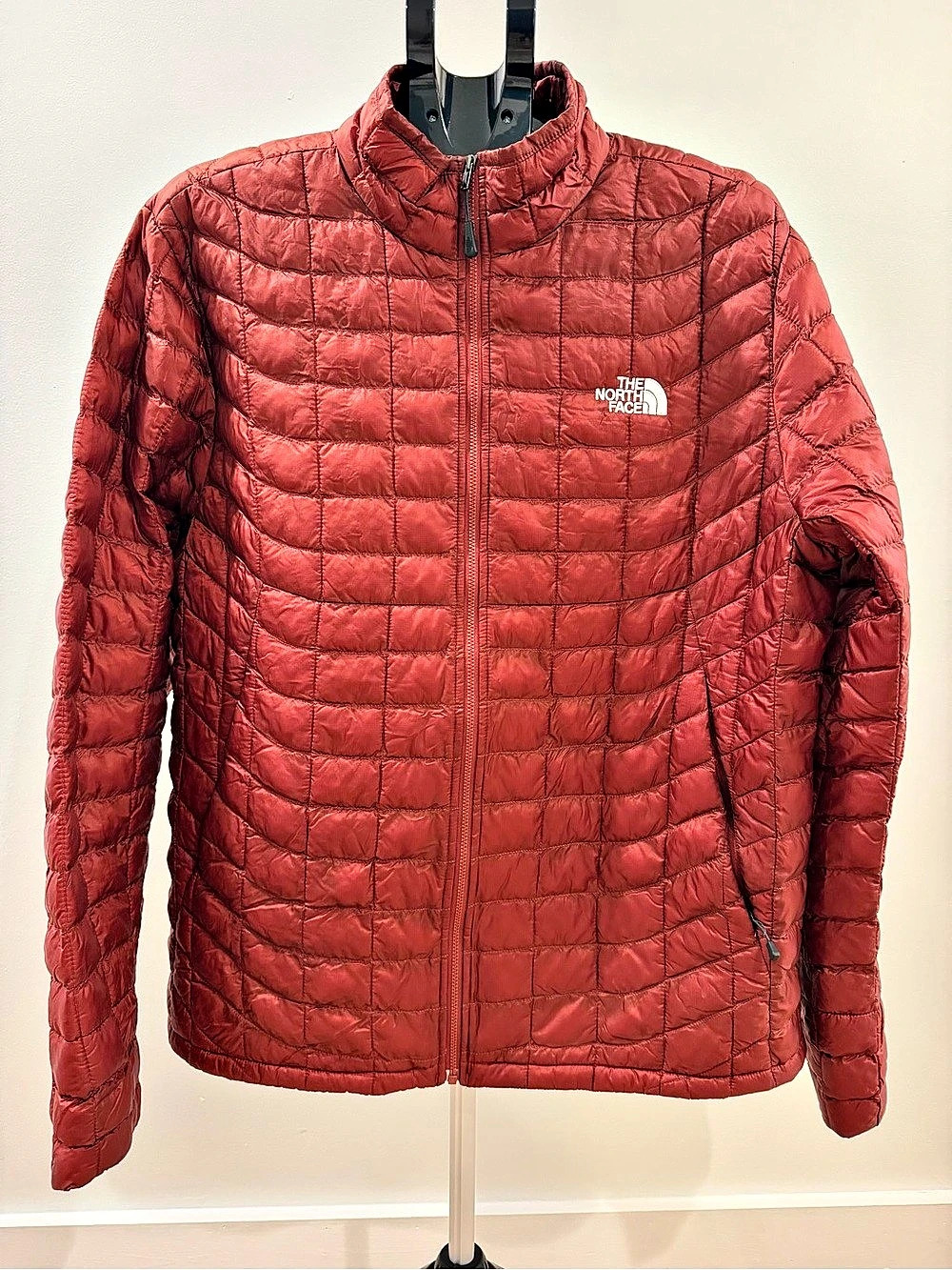 The North Face ThermoBall Full Zip Jacket Quilted Red & Gray Large